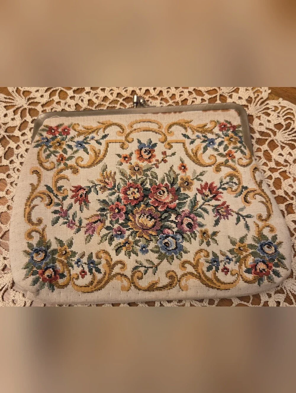 Vintage Walborg Hong Kong Floral Tapestry Clutch Purse Evening Bag Cottagecore